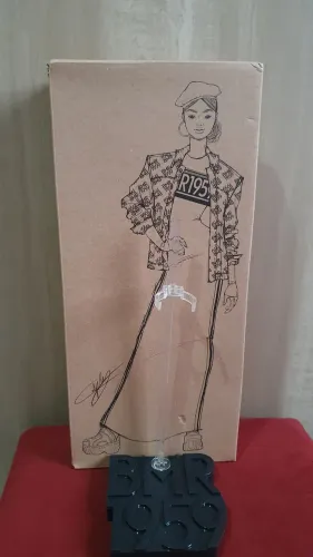 Pedestral mais caixa barbie signature BMR1959 