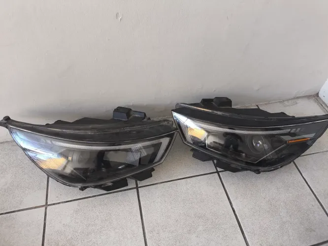 Par faróis HB20 2022 ao 2025 com led 