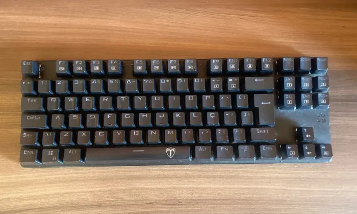 Teclado Gamer T-Dagger Bora RGB switch Brown