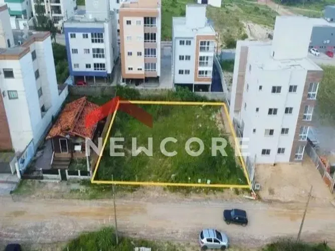Lote em Rua Aristides Balsani Francalaci - Village - Imbituba/SC