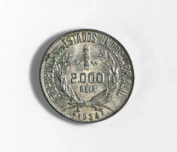 Moeda de 2000 Réis Brasileiros - SOB. 50% Prata. Ano 1924