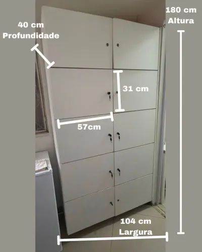 Armário porta-objetos