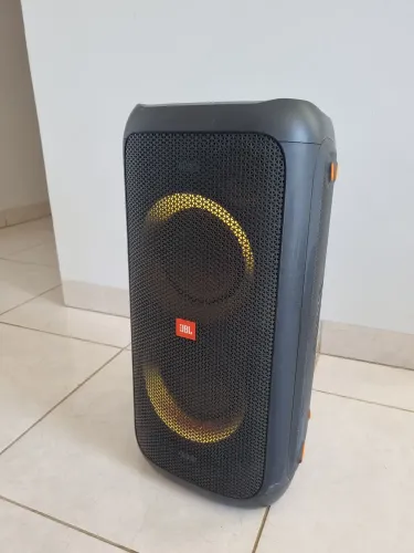 Caixa de Som Bluetooth JBL PartyBox 100 Portátil Bateria RGB - Ótimo Estado