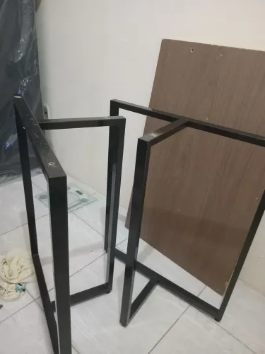 Suporte de Metalon para mesa