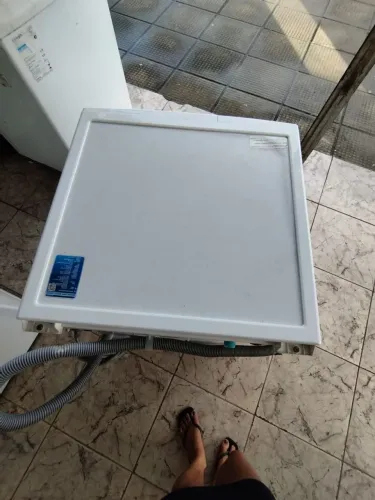 máquina de lavar com defeito para retirada de peças