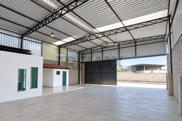 Galpão para Locação com 300 m² no Cidade do Sol