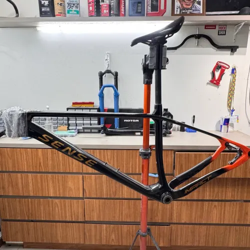 Quadro sense impact Carbon 