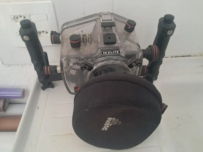 Caixa ESTANQUE ikelite para Canon Mark lll