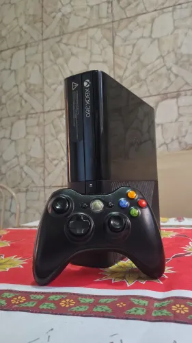 Xbox 360 super slim desbloqueado com hd 500gb