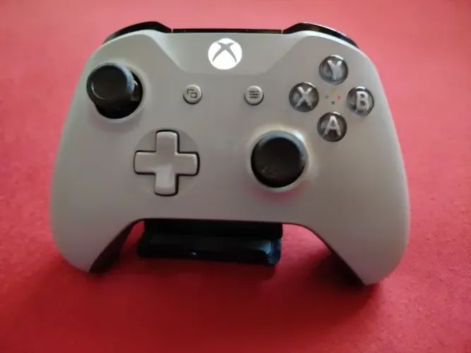 Controle Microsoft s/ Fio p/ PC - Xbox One - Series S/X. Edição Storm Gray.