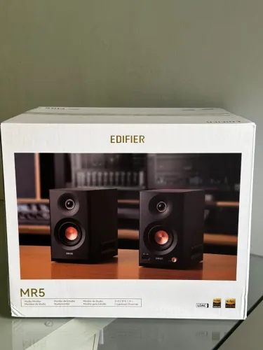 Caixa De Som Edifier MR5 Monitor para studio, 100/240v Preto, NOVO NA CAIXA