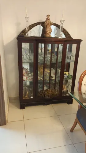 Cristaleira Antiga