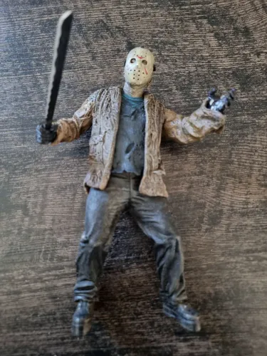 Boneco Jason