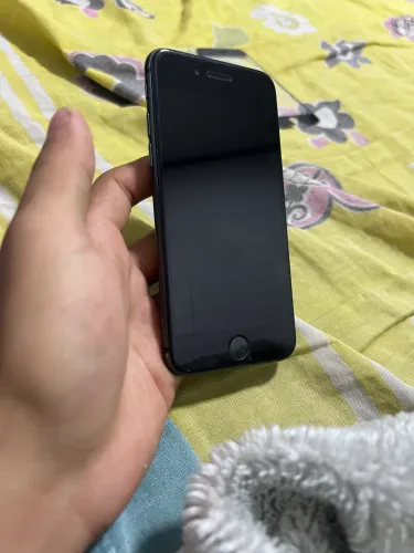iPhone 8