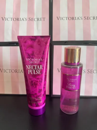 Kit Victoria?s Secret body splash + Creme hide (produto importado)