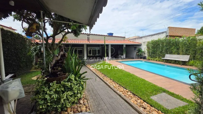 Casa com 3 dormitórios à venda, 160 m² por R$ 990.000,00 - Aero Clube - Volta Redonda/RJ
