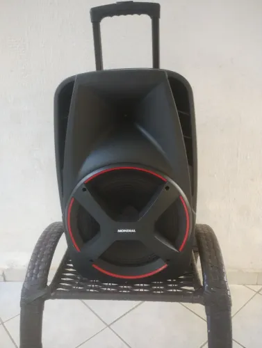 Vendo caixa de som Mondial 550w