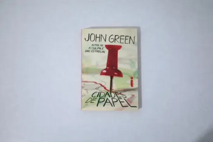 Livro Cidades de Papel - John Green