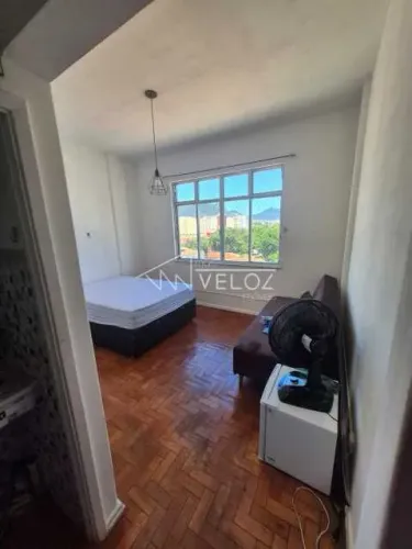 Apartamento : / Residencial / Centro