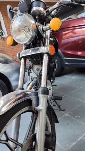 Vendo Intruder 2008