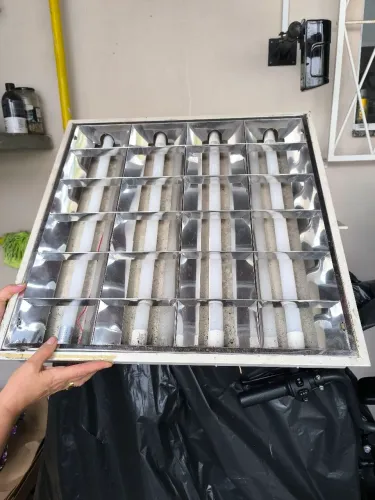 Vendo 16 Luminárias