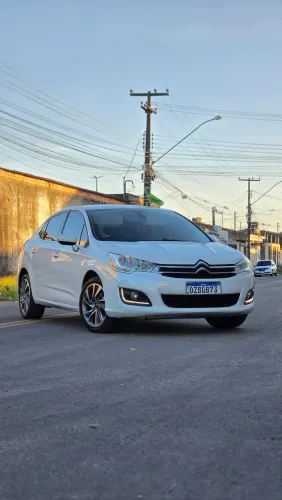 Citroen C4 Lounge Tendance 2.0 Flex 4P Aut. 2014
