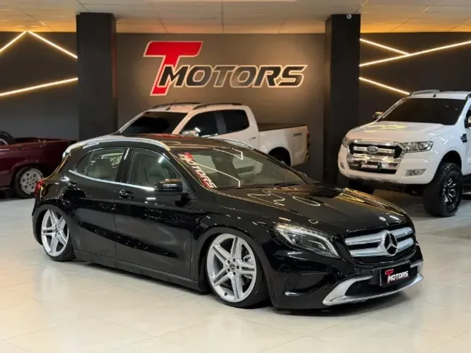 Mercedes-Benz GLA 250 Vision 2.0 TB 16V 211cv Aut. 2015