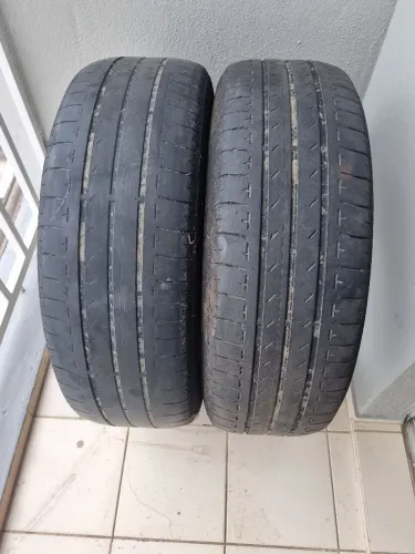Pneu Bridgestone Aro 16 205/60 R16 - 92 h