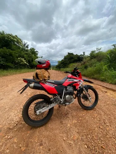  Honda Tornado XR 250 - Potência e Confiabilidade