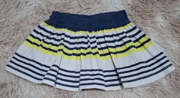 Sainha com shorts por baixo Tamanho 1ano a 2 anos