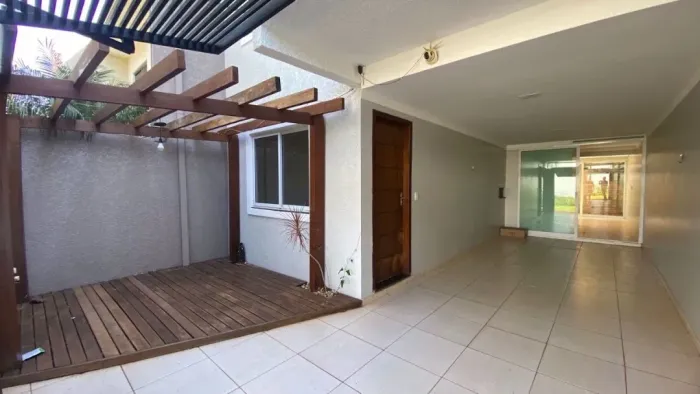 Sobrado Residencial à venda, Pioneiros Catarinenses, Cascavel - SO1153.