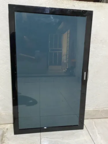 Tv - RETIRADA DE PEÇAS