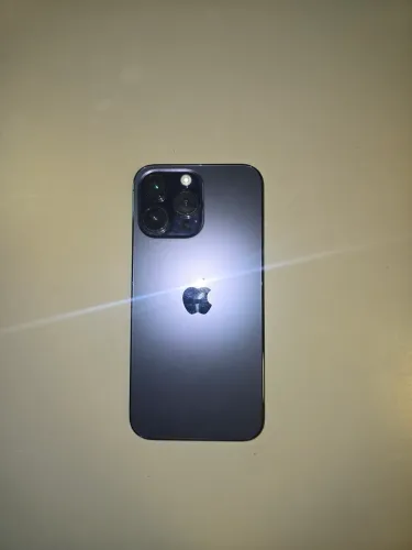 iPhone 14 Pro Max 256 GB, semi novo, impecável. Potência, qualidade e ótimo preço!