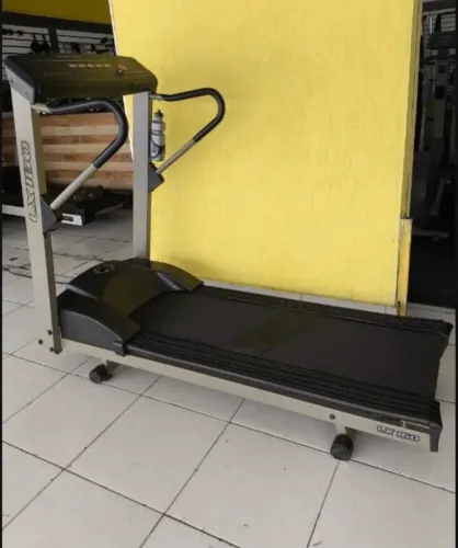Esteira Moviment LX160