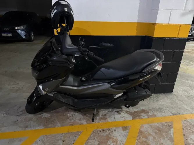 Nmax 2019 preta 24.995 km