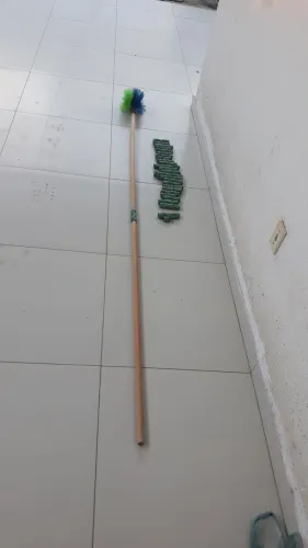 Vendo suporte novos pra vassouras