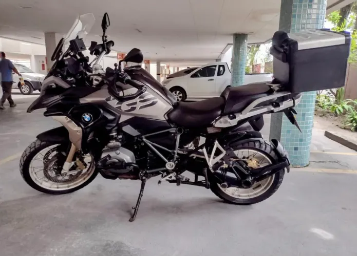 Moto BMW super conservada