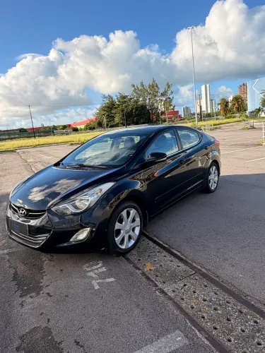 Hyundai Elantra GLS 1.8 16V Aut. 2012