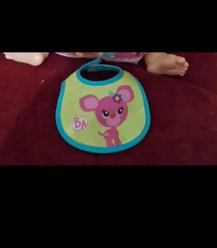 Babador da boneca baby alive
