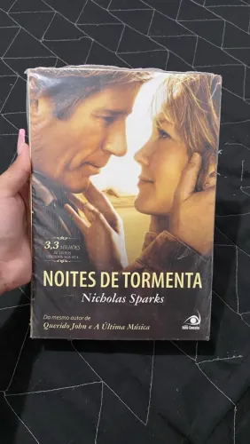 Livro - Noites de tormenta 