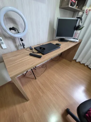 Renove sua sala, seu quarto e seu escritório com este incrível aparador mesa escrivaninha!