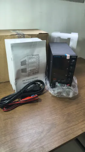 Fonte de bancada wanptek 30V 5A 