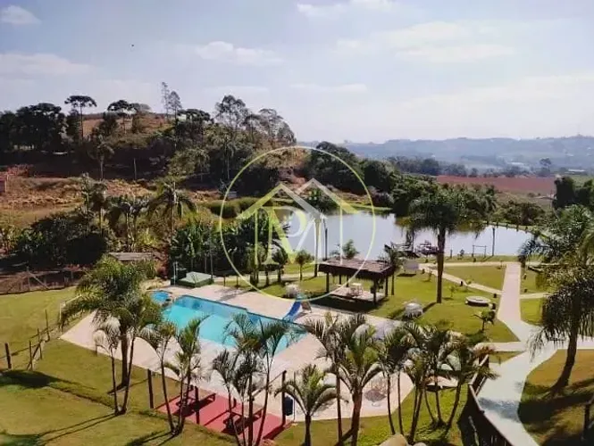 Maravilhosa pousada de 9000m2 localizada em Ibiuna/SP a venda por 3.250.000,00