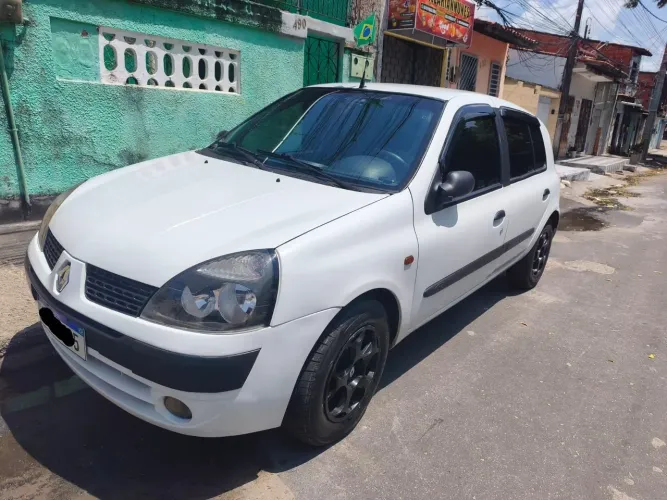 Renault Clio Authentique 1.0 8V 3P 2004