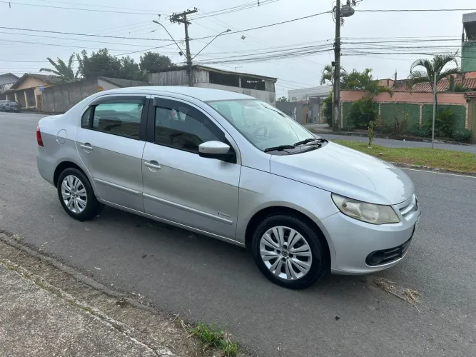 Volkswagen Voyage Trend 1.6 MI Total Flex 8V 4P 2013