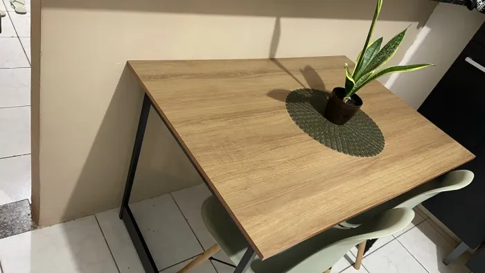 Mesa jantar pequena