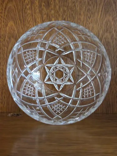 TIGELA EM CRISTAL EUROPÉIA , EXCELENTE PEÇA , MUITO BONITA , NOVA !