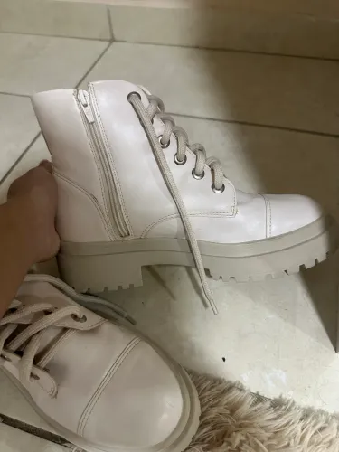 Bota off
