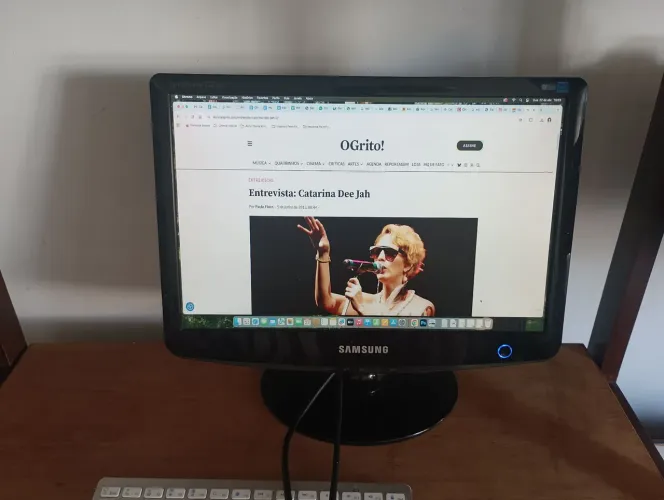 Monitor samsung 732nw