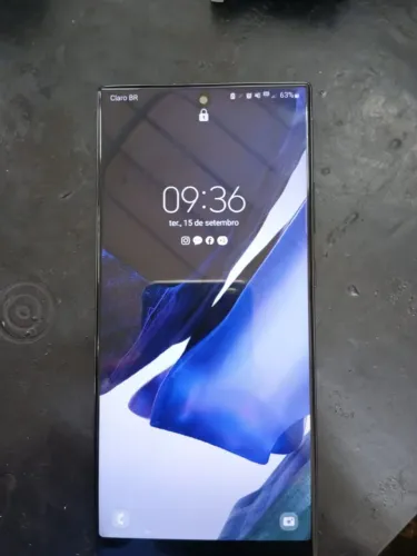 Galaxy note 20 ultra e infinix Hot 60i